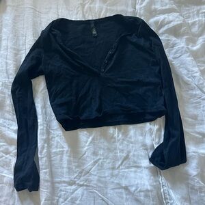 Skins black long sleeve crop